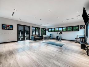 8961 SW 62nd Ct, Pinecrest FL 33156