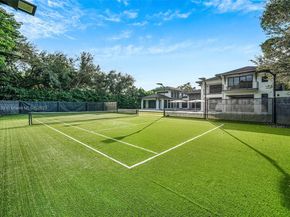 8961 SW 62nd Ct, Pinecrest FL 33156