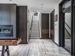 8961 SW 62nd Ct, Pinecrest FL 33156