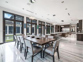 8961 SW 62nd Ct, Pinecrest FL 33156