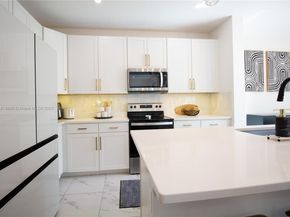 228 NW 36th Ave, Pompano Beach FL 33069