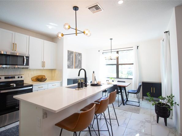 228 NW 36th Ave, Pompano Beach FL 33069