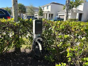 228 NW 36th Ave, Pompano Beach FL 33069