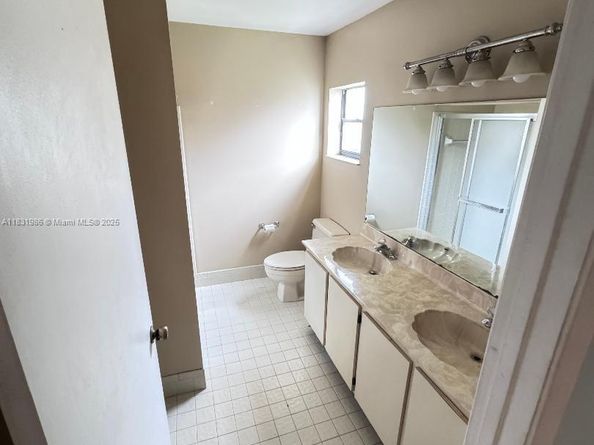 3160 NW 108th Ter, Sunrise FL 33351