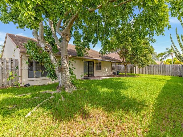 3160 NW 108th Ter, Sunrise FL 33351