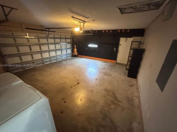 3160 NW 108th Ter, Sunrise FL 33351