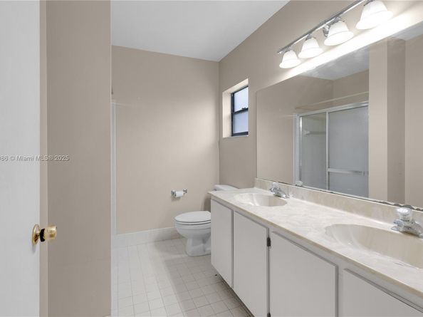 3160 NW 108th Ter, Sunrise FL 33351
