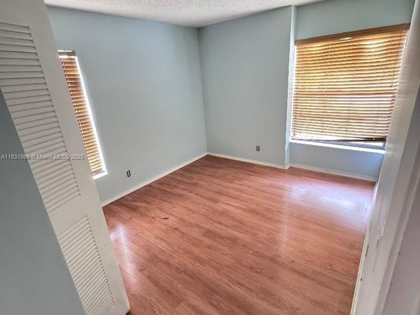 3160 NW 108th Ter, Sunrise FL 33351