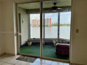 1160 NE 191st St 32, Miami FL 33179