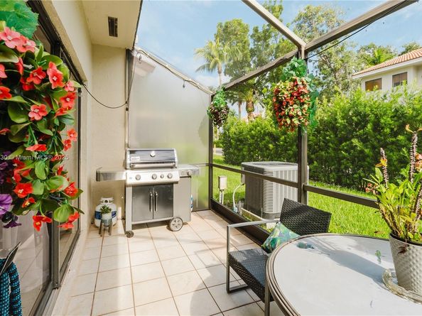 21195 Helmsman Dr F12, Aventura FL 33180