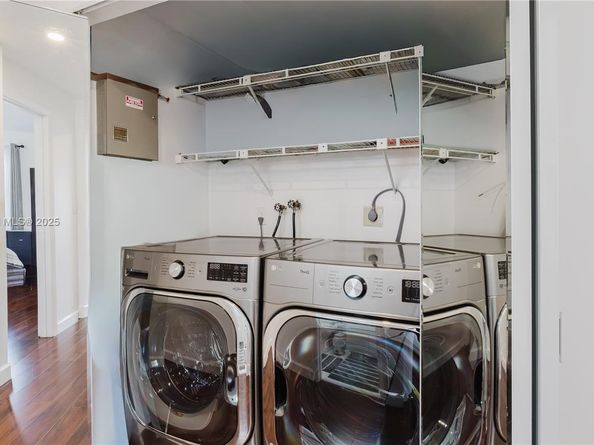 21195 Helmsman Dr F12, Aventura FL 33180