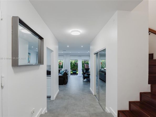 21195 Helmsman Dr F12, Aventura FL 33180