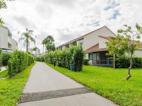 21195 Helmsman Dr F12, Aventura FL 33180