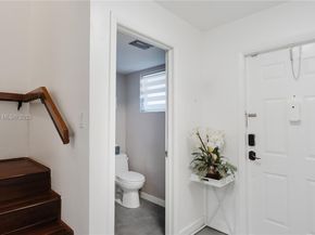 21195 Helmsman Dr F12, Aventura FL 33180