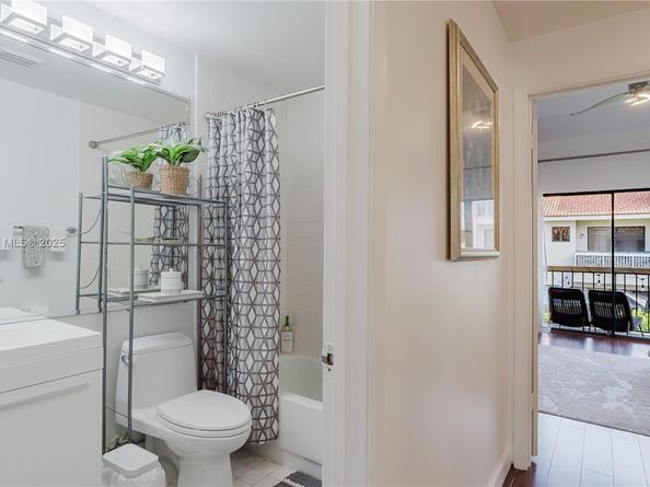 21195 Helmsman Dr F12, Aventura FL 33180