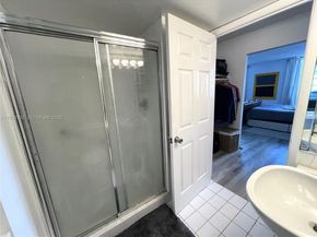 710 Washington Ave 319, Miami Beach FL 33139