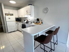 710 Washington Ave 319, Miami Beach FL 33139