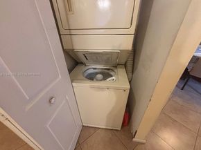 7390 S Pinewalk Dr S, Margate FL 33063