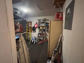 7390 S Pinewalk Dr S, Margate FL 33063