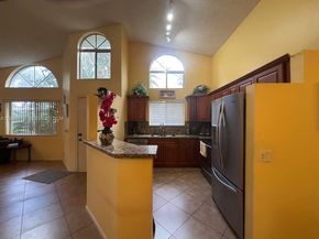 7390 S Pinewalk Dr S, Margate FL 33063