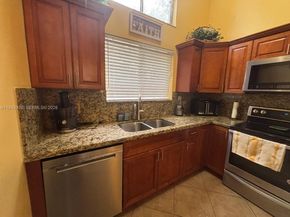 7390 S Pinewalk Dr S, Margate FL 33063