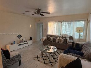 2519 Rodman St, Hollywood FL 33020