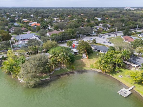 10415 SW 87th Ave, Miami FL 33176