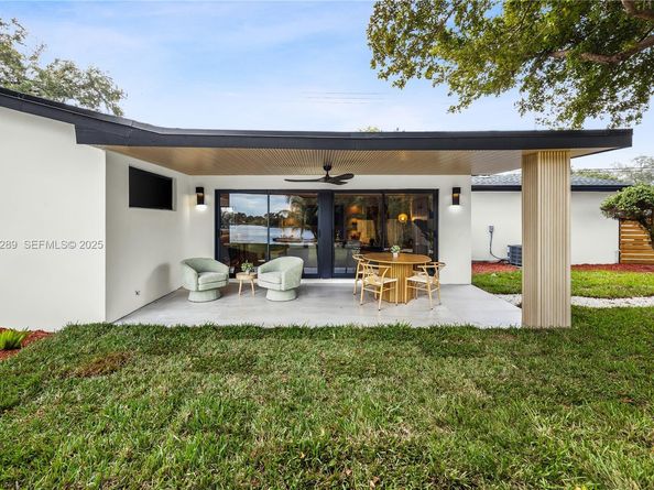 10415 SW 87th Ave, Miami FL 33176