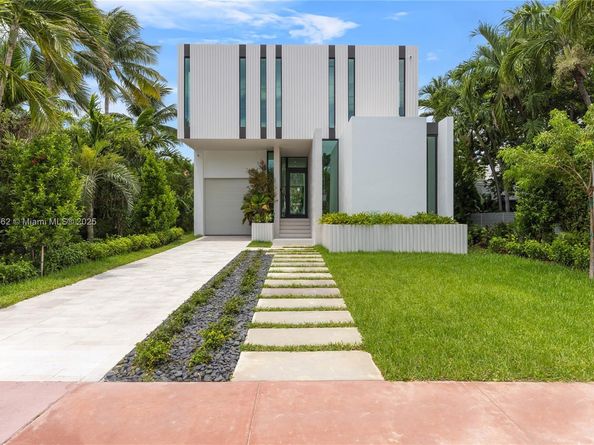4504 Sheridan Ave, Miami Beach FL 33140