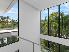 4504 Sheridan Ave, Miami Beach FL 33140