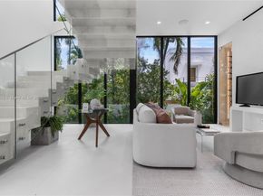 4504 Sheridan Ave, Miami Beach FL 33140