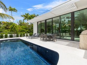 4504 Sheridan Ave, Miami Beach FL 33140