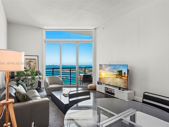 335 S Biscayne Blvd UPH10, Miami FL 33131