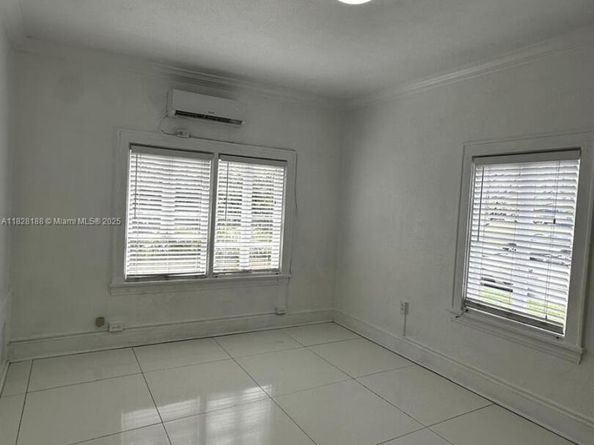 126 Mendoza Ave 1, Coral Gables FL 33134
