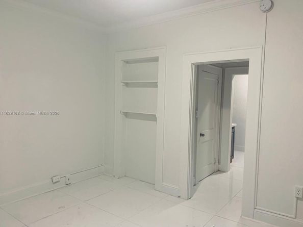 126 Mendoza Ave 1, Coral Gables FL 33134