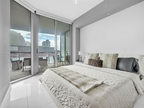 851 NE 1st Ave 806, Miami FL 33132