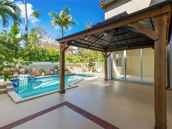 14604 SW 132nd Ave, Miami FL 33186