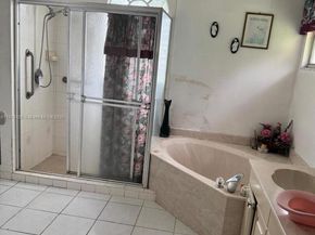 188 Gulfstream Cir, Royal Palm Beach FL 33411