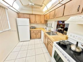 2800 NW 56th Ave B207, Lauderhill FL 33313