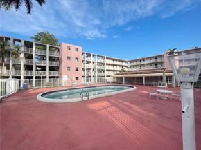 2800 NW 56th Ave B207, Lauderhill FL 33313