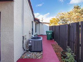 15270 SW 45th Ter F61, Miami FL 33185