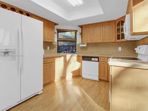 15270 SW 45th Ter F61, Miami FL 33185