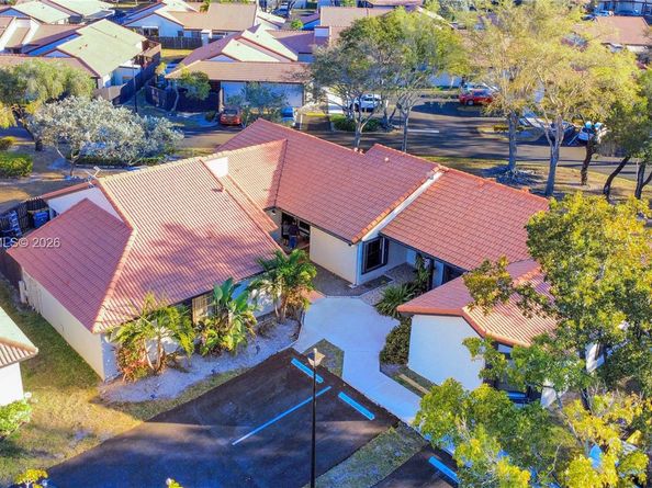 15270 SW 45th Ter F61, Miami FL 33185