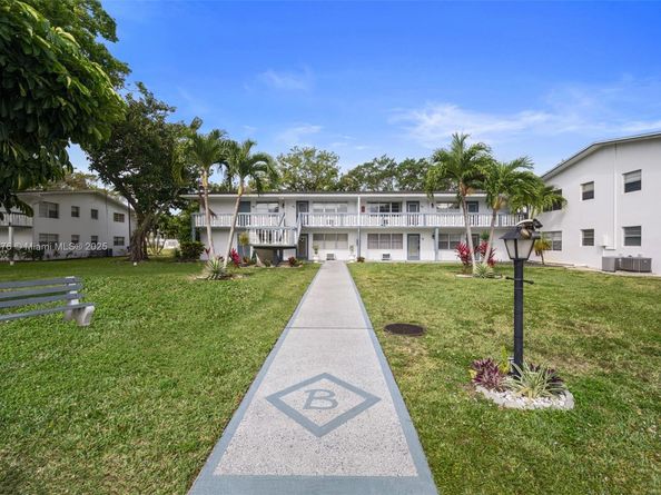45 Islewood B 45, Deerfield Beach FL 33442