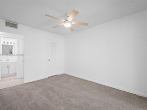45 Islewood B 45, Deerfield Beach FL 33442