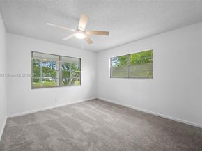 45 Islewood B 45, Deerfield Beach FL 33442