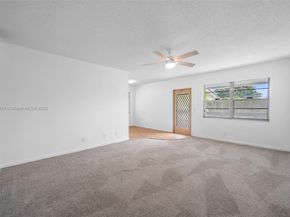 45 Islewood B 45, Deerfield Beach FL 33442
