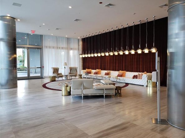 2000 Metropica Way 1607, Sunrise FL 33323
