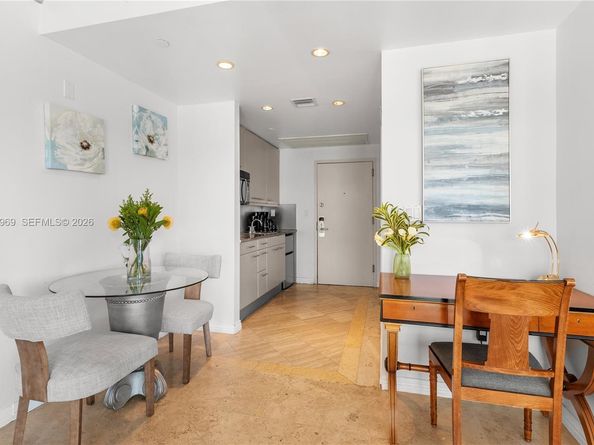 101 Ocean Dr 704, Miami Beach FL 33139