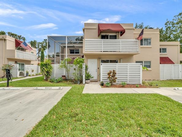 14382 SW 97th Ter, Miami FL 33186